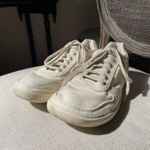 WHITIN Barefoot Shape Canvas Shoes